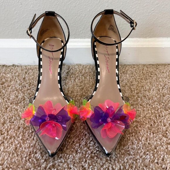 Betsey Johnson Women's multi Courts - Picture 1 of 5